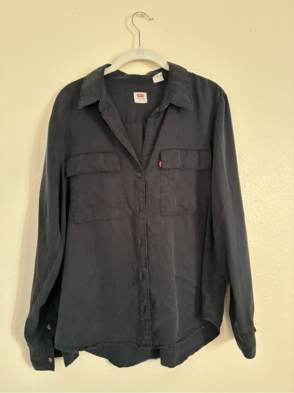 Levi's Black Long-Sleeve Button-Down Shirt